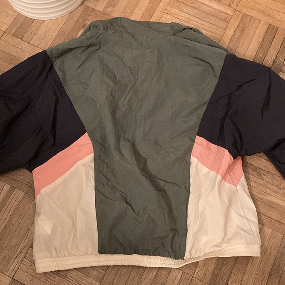 Color block Windbreaker - Picture 5 of 5
